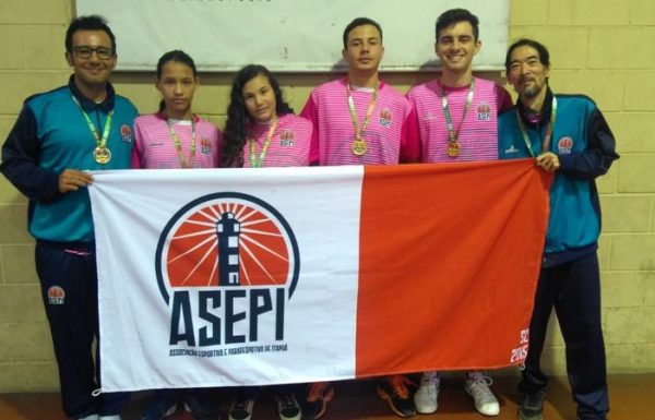 Atletas de Itapoa são destaques na 9a edicao do Parajesc 19