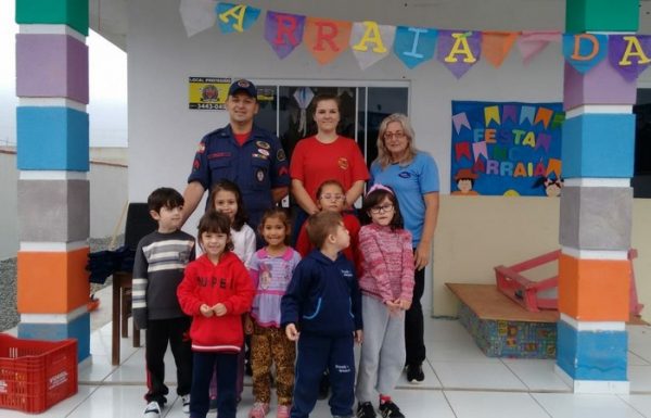 Bombeiros de Itapoa realizam simulado e visitas durante Semana de Prevencao 12