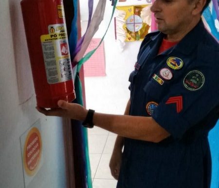 Bombeiros de Itapoa realizam simulado e visitas durante Semana de Prevencao 14