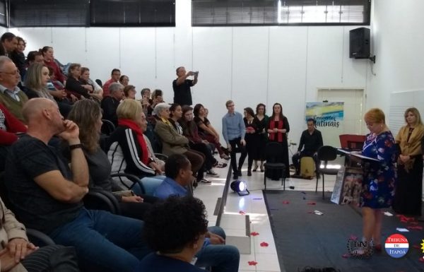 teatro e musica surpreende o publico em mais uma apresentacao do concertos matinais 30