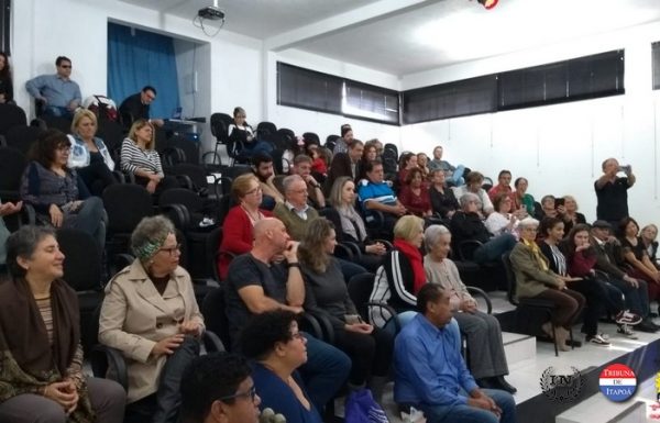 teatro e musica surpreende o publico em mais uma apresentacao do concertos matinais 32