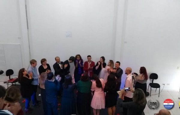 teatro e musica surpreende o publico em mais uma apresentacao do concertos matinais 56