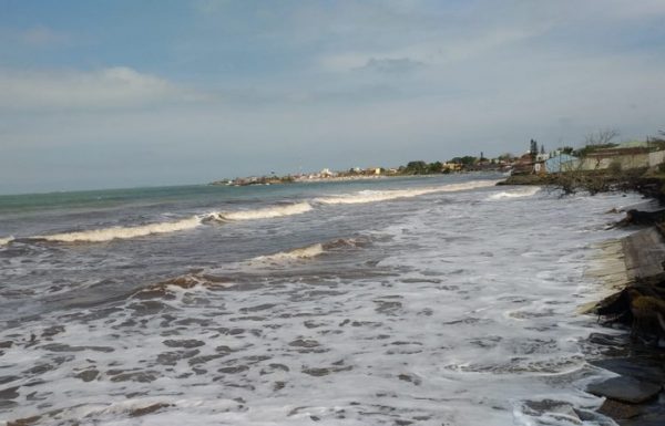 Prefeitura de Itapoa deve decretar situacao de emergencia por causa de danos causados por ressacas 4