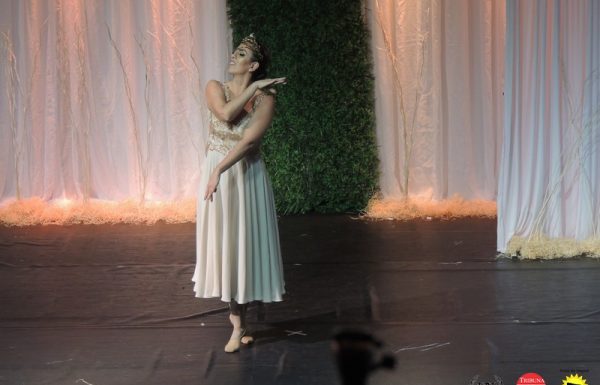 Apresentacao Trechos de Giselle Cia de Danca JK 03