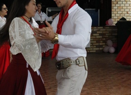 Cha das Amorosas celebra a luta das mulheres contra o cancer de mama em Itapoa 13