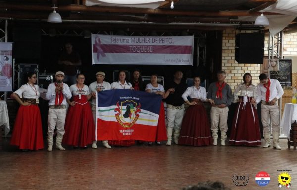 Cha das Amorosas celebra a luta das mulheres contra o cancer de mama em Itapoa 33