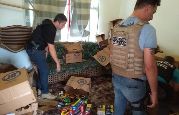 Carga de cigarros roubada em Joinville apreendida em Itapoa 4