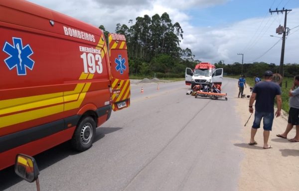 Corpo de Bombeiros de Itapoa atende ocorrencia de acidente de transito nessa terca (27-11) 2