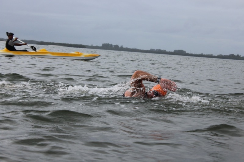 Corpo de Bombeiros participa da IV Maratona Aquatica em Itapoa 1