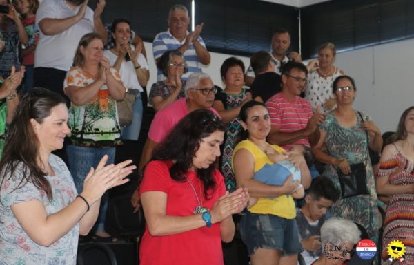 Grupo vocal Babado de Saia contagia o publico no Concerto Matinal 101