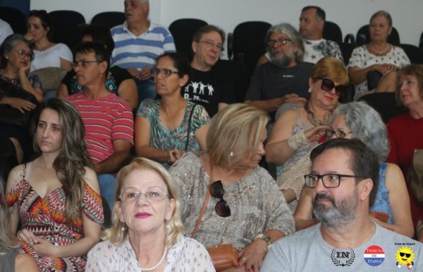 Grupo vocal Babado de Saia contagia o publico no Concerto Matinal 14