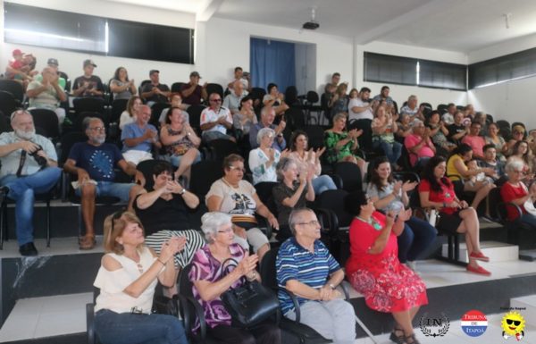 Grupo vocal Babado de Saia contagia o publico no Concerto Matinal 49