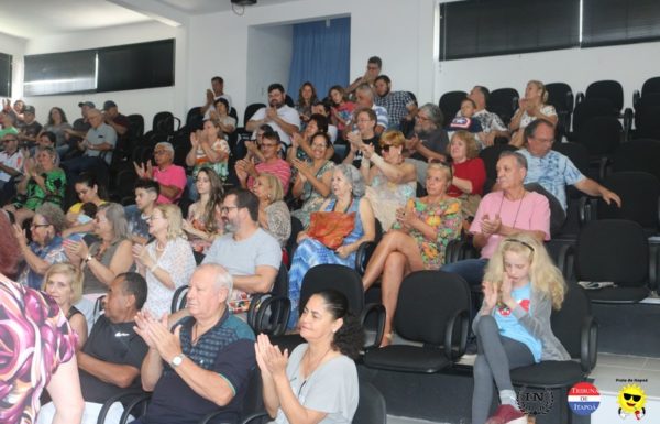 Grupo vocal Babado de Saia contagia o publico no Concerto Matinal 55