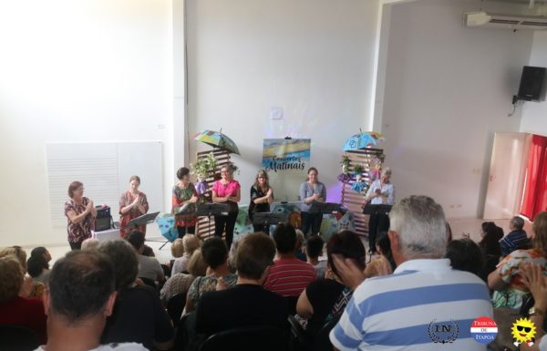 Grupo vocal Babado de Saia contagia o publico no Concerto Matinal 65