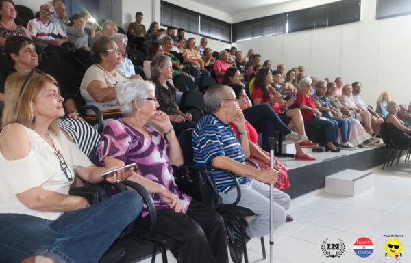 Grupo vocal Babado de Saia contagia o publico no Concerto Matinal 82