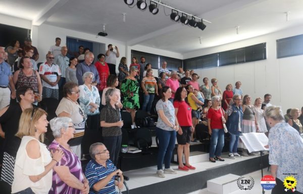 Grupo vocal Babado de Saia contagia o publico no Concerto Matinal 96