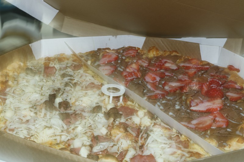 Pizzaria Mania de Pizza em Itapoa 01