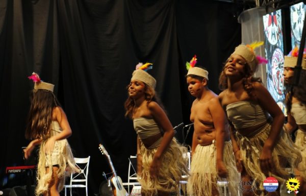 Cenario encantador e apresentacoes impecaveis marcaram a 4a Noite Cultural do Porto Itapoa 02