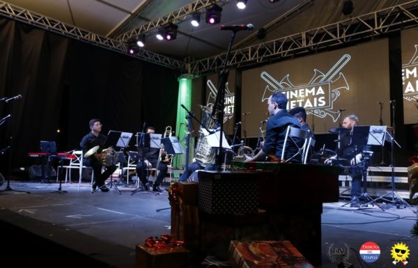 Cenario encantador e apresentacoes impecaveis marcaram a 4a Noite Cultural do Porto Itapoa 06