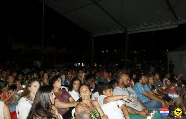 Cenario encantador e apresentacoes impecaveis marcaram a 4a Noite Cultural do Porto Itapoa 07