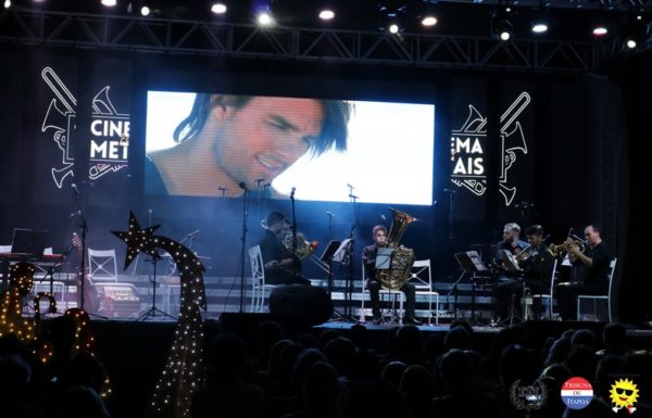 Cenario encantador e apresentacoes impecaveis marcaram a 4a Noite Cultural do Porto Itapoa 10