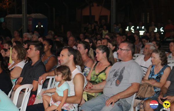 Cenario encantador e apresentacoes impecaveis marcaram a 4a Noite Cultural do Porto Itapoa 26