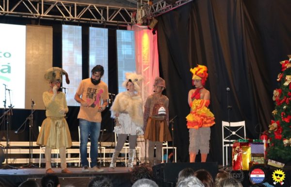 Cenario encantador e apresentacoes impecaveis marcaram a 4a Noite Cultural do Porto Itapoa 37