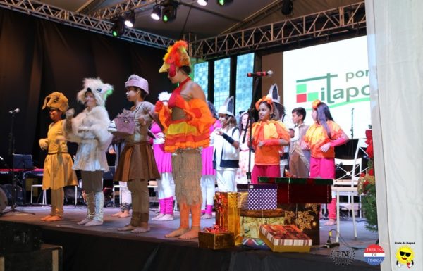 Cenario encantador e apresentacoes impecaveis marcaram a 4a Noite Cultural do Porto Itapoa 41