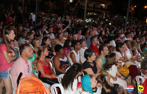 Cenario encantador e apresentacoes impecaveis marcaram a 4a Noite Cultural do Porto Itapoa 54