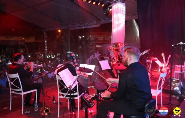 Cenario encantador e apresentacoes impecaveis marcaram a 4a Noite Cultural do Porto Itapoa 58