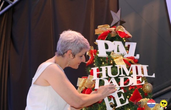 Cenario encantador e apresentacoes impecaveis marcaram a 4a Noite Cultural do Porto Itapoa 73