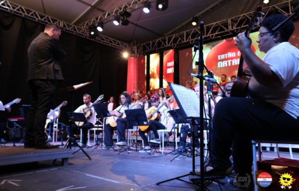 Cenario encantador e apresentacoes impecaveis marcaram a 4a Noite Cultural do Porto Itapoa 82