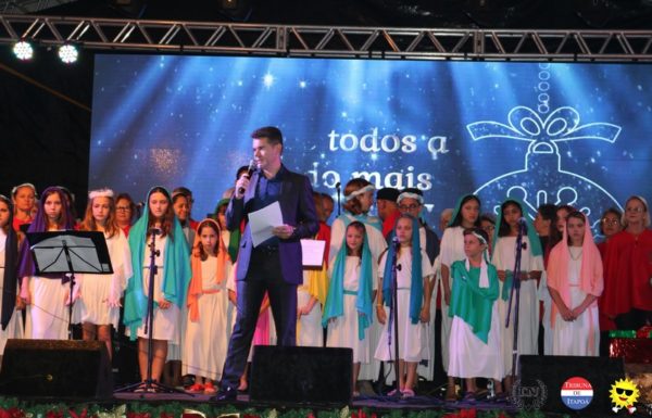Emocao toma conta de Itapoa na abertura do Toque de Natal 14