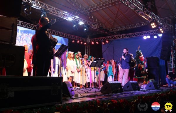 Emocao toma conta de Itapoa na abertura do Toque de Natal 17