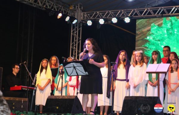 Emocao toma conta de Itapoa na abertura do Toque de Natal 21