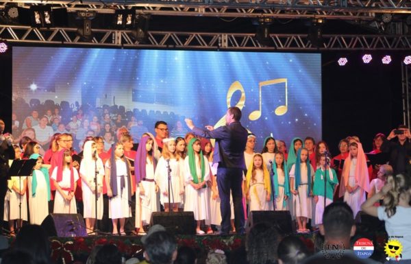 Emocao toma conta de Itapoa na abertura do Toque de Natal 24