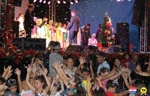 Emocao toma conta de Itapoa na abertura do Toque de Natal 25
