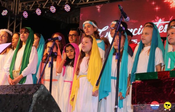 Emocao toma conta de Itapoa na abertura do Toque de Natal 31