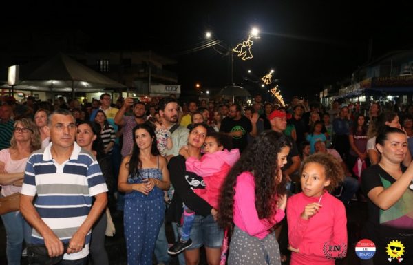 Emocao toma conta de Itapoa na abertura do Toque de Natal 32