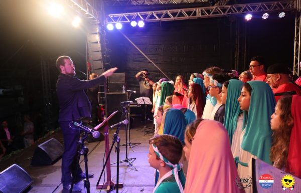 Emocao toma conta de Itapoa na abertura do Toque de Natal 36