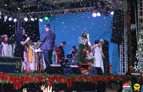 Emocao toma conta de Itapoa na abertura do Toque de Natal 41