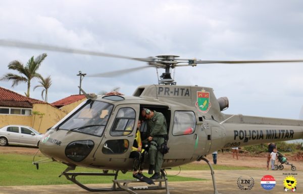 Guarda-vidas civis de Itapoa recebem treinamento com aeronave Aguia da PM 21