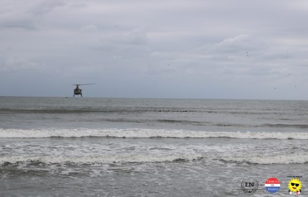 Guarda-vidas civis de Itapoa recebem treinamento com aeronave Aguia da PM 29