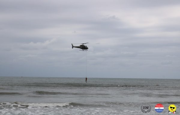 Guarda-vidas civis de Itapoa recebem treinamento com aeronave Aguia da PM 36