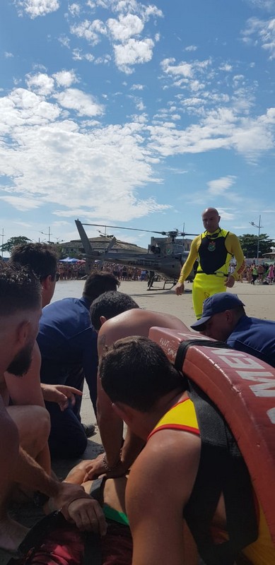 Jovem morre afogado nas imediacoes da Primeira Pedra em Itapoa 3