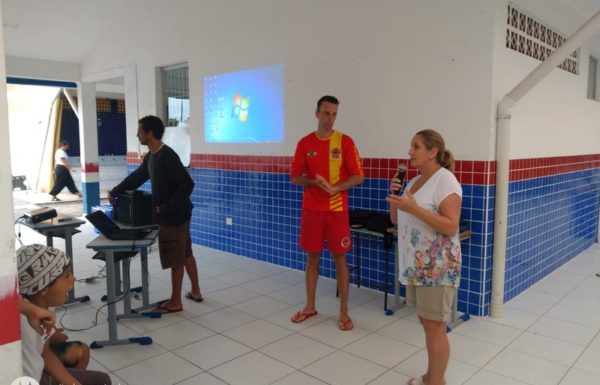 Bombeiros Militares de Itapoa realizam palestra sobre perigos do banho de mar a estudantes 12