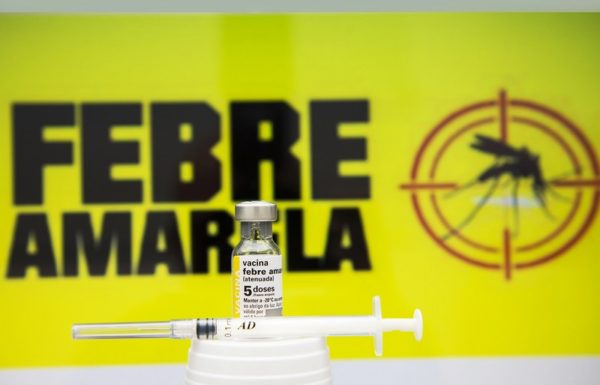 Vacinação contra a febre amarela no Rio.