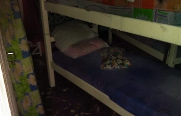 Bombeiros apagam incendio possivelmente criminoso no balneario Paese 12