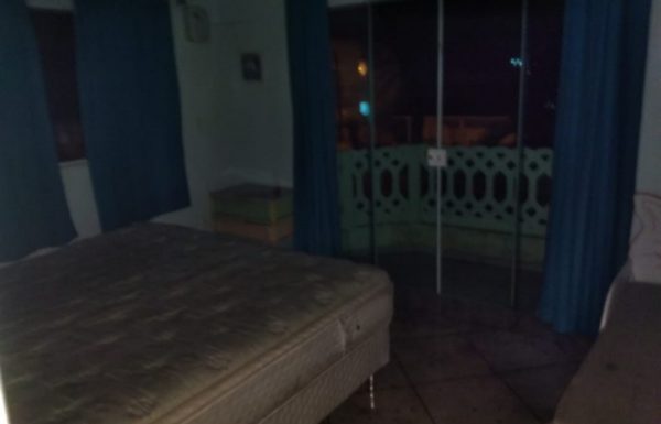 Bombeiros apagam incendio possivelmente criminoso no balneario Paese 7