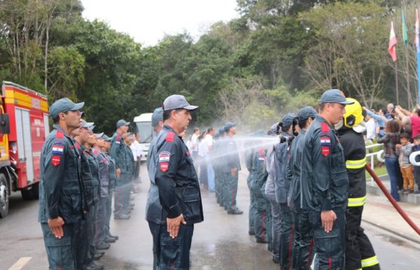 Publico lota Camara de Itapoa para prestigiar solenidade do Corpo de Bombeiros local 11
